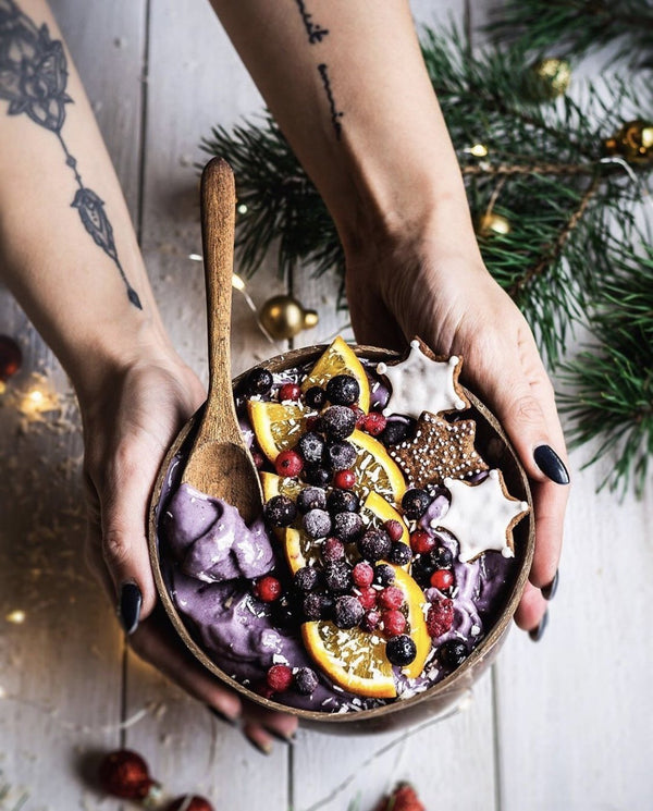 Christmas Smoothie Bowl | Rawnice