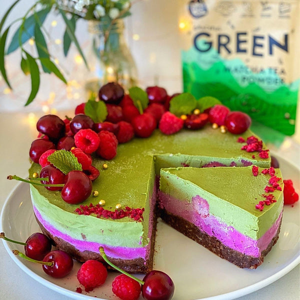 Merry Matcha Cheesecake | Rawnice