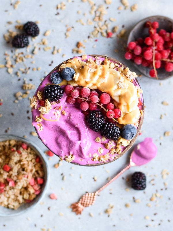 Pink Pitaya Berry Vanilla Smoothie Bowl